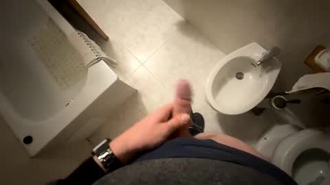 Snapshot of ilconte81 chatting on January 26, 11:29 pm ilconte81 online show from January 26, 11:29 pm