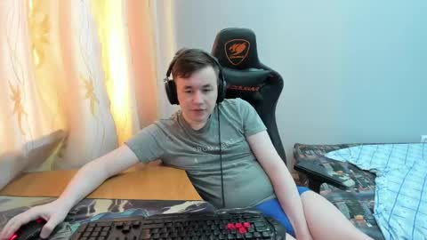 Snapshot of iliaskrislove chatting on May 3, 1:11 am iliaskris online show from May 3, 1:11 am