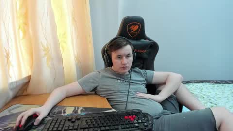Snapshot of iliaskrislove chatting on June 3, 2:33 pm iliaskris online show from June 3, 2:33 pm