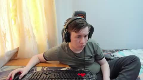 Snapshot of iliaskrislove chatting on June 10, 6:45 am iliaskris online show from June 10, 6:45 am