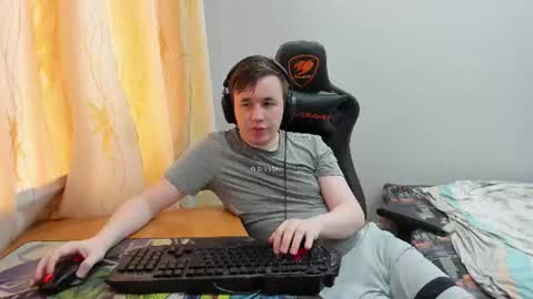 Snapshot of iliaskrislove chatting on June 15, 2:36 am iliaskris online show from June 15, 2:36 am