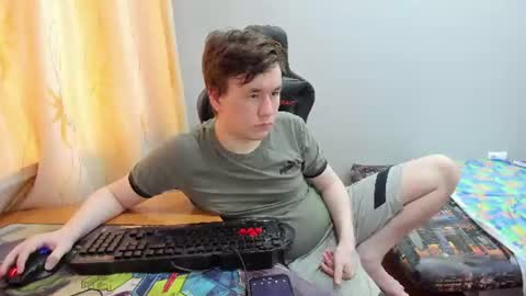 Snapshot of iliaskrislove chatting on July 19, 2:37 am iliaskris online show from July 19, 2:37 am
