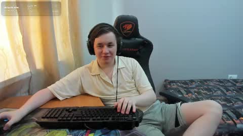 Snapshot of iliaskrislove chatting on July 27, 12:12 pm iliaskris online show from July 27, 12:12 pm