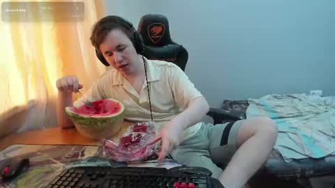 Snapshot of iliaskrislove chatting on July 28, 4:08 am iliaskris online show from July 28, 4:08 am