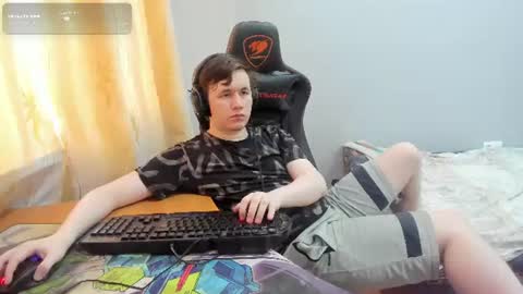 Snapshot of iliaskrislove chatting on July 28, 3:21 pm iliaskris online show from July 28, 3:21 pm