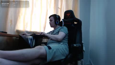 Snapshot of iliaskrisloveee chatting on July 31, 5:29 am lord online show from July 31, 5:29 am