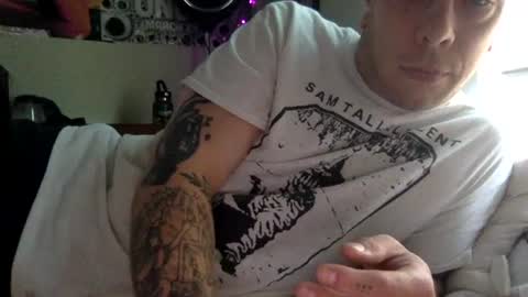 Snapshot of ilikebigtitties1999 chatting on July 14, 12:22 pm Mr. M online show from July 14, 12:22 pm