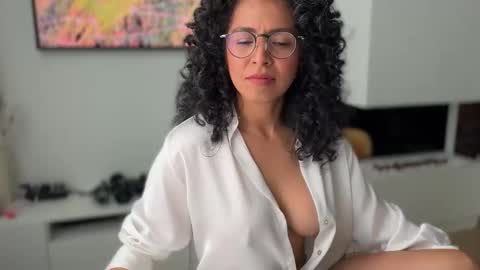 Kloe online show from April 30, 8:57 pm