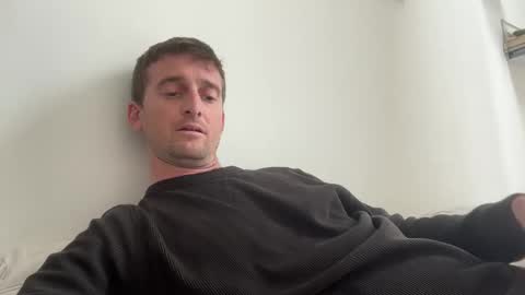 illbeurdadddyyy69 online show from May 6, 12:21 pm