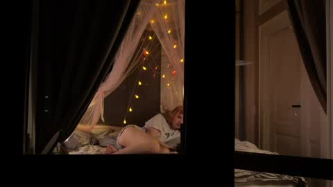 Lindsey and Candice online show from March 2, 3:30 am