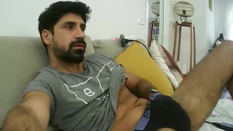 ilmangj90 online show from September 21, 8:05 am