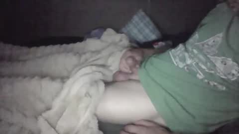 iloveitall86 online show from February 8, 9:45 am