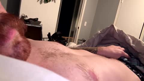 Snapshot of ilovemilfs2424 chatting on January 26, 2:14 am Matthew online show from January 26, 2:14 am