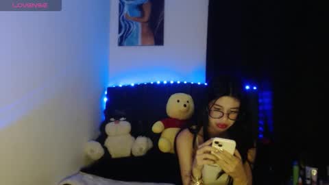 Ily Bea online show from January 11, 12:59 am