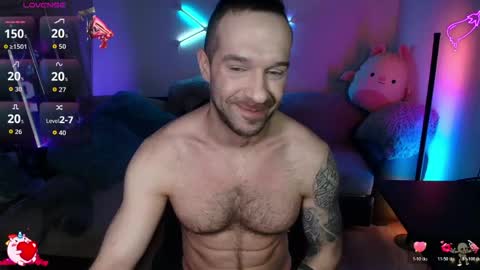 Snapshot of ilyafriend chatting on May 22, 5:47 am Ilya online show from May 22, 5:47 am