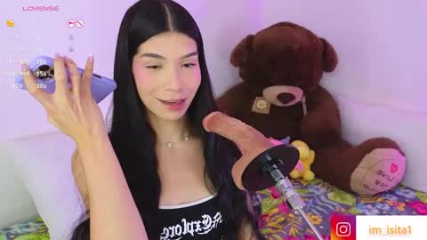 Snapshot of im__isabella chatting on May 6, 11:54 pm Isa Vasquez online show from May 6, 11:54 pm