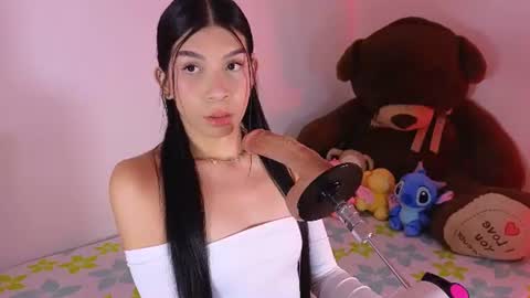 Snapshot of im__isabella chatting on June 14, 2:57 am Isa Vasquez online show from June 14, 2:57 am