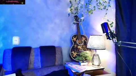 Snapshot of im__noah chatting on April 6, 1:36 am im__noah online show from April 6, 1:36 am