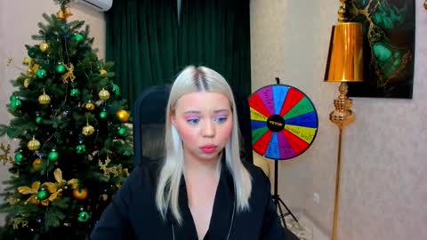 Roxy online show from December 28, 2:22 am