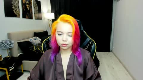 Snapshot of im__youre_sunshine chatting on June 3, 7:08 pm Roxy online show from June 3, 7:08 pm