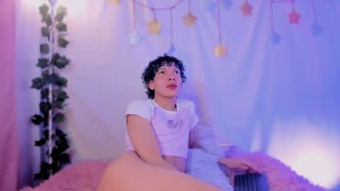 Snapshot of im_alejo chatting on December 14, 2:06 am Alejo independent model online show from December 14, 2:06 am