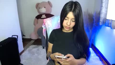 Snapshot of im_alyn chatting on November 18, 3:05 pm Alyn online show from November 18, 3:05 pm