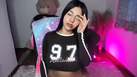 Snapshot of im_alyn chatting on November 28, 10:01 pm Alyn online show from November 28, 10:01 pm