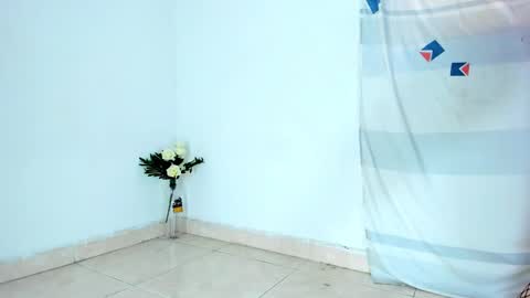 Snapshot of im_brittany_333 chatting on November 1, 4:42 pm im_brittany_333 online show from November 1, 4:42 pm