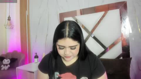 im_bunny__ online show from April 27, 1:31 pm