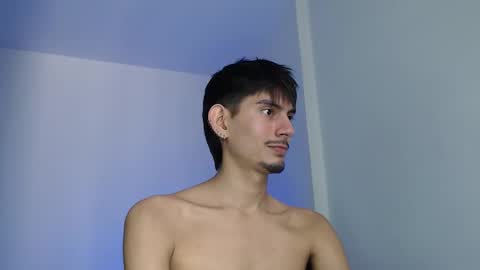 Snapshot of im_davo23 chatting on March 17, 5:49 pm Davo online show from March 17, 5:49 pm
