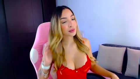Grecia online show from April 30, 1:28 pm