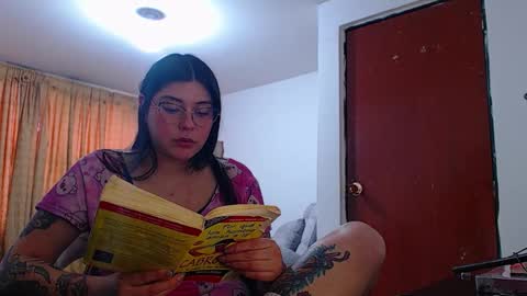 Snapshot of im_hanna_x2 chatting on October 30, 6:52 pm Hanna online show from October 30, 6:52 pm