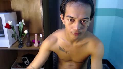 Snapshot of im_haroldxxx chatting on June 6, 2:38 am im_haroldxxx online show from June 6, 2:38 am