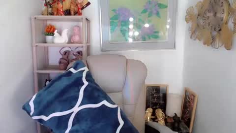 Snapshot of im_hotsambabexxx chatting on July 8, 5:50 pm im_hotsambabexxx online show from July 8, 5:50 pm