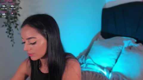 Snapshot of im_isabellaa chatting on October 12, 3:55 pm Isa online show from October 12, 3:55 pm