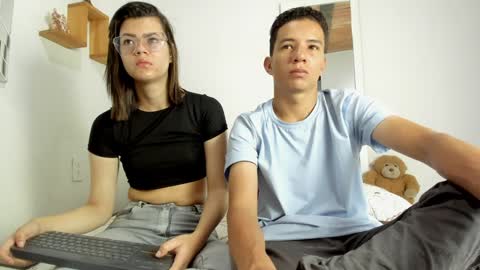 Sabrina  Jeremy online show from December 26, 2:05 pm