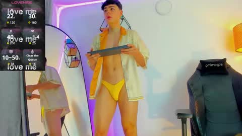 Snapshot of im_juaniito chatting on September 12, 2:44 am 40 OFF TODAY online show from September 12, 2:44 am