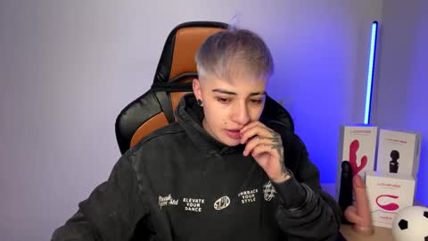 Laia online show from January 20, 11:54 pm