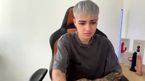 Laia online show from January 31, 8:43 pm