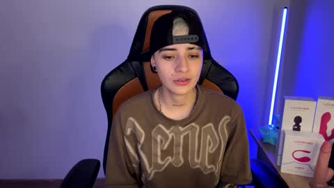 Laia online show from February 6, 12:22 am