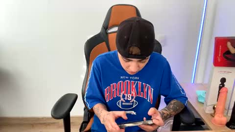 Laia online show from February 28, 9:23 pm