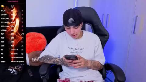 Laia online show from November 28, 10:34 pm