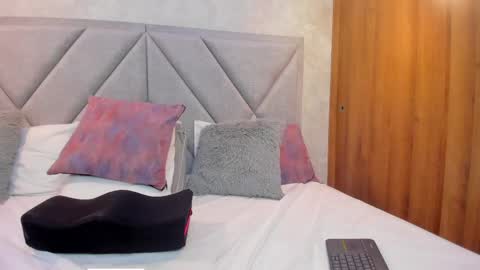 Snapshot of im_manu chatting on May 27, 6:16 pm Manu online show from May 27, 6:16 pm