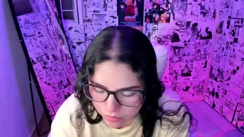 mei mei uwu online show from March 18, 12:47 am