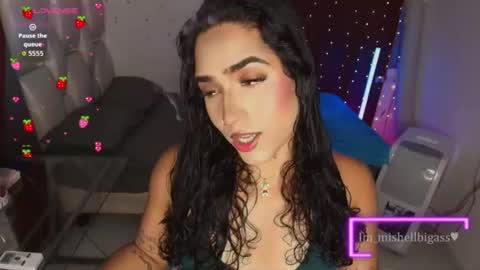 Mishell Martinez    INSTAGRAM im mishellbigass online show from July 11, 5:10 am