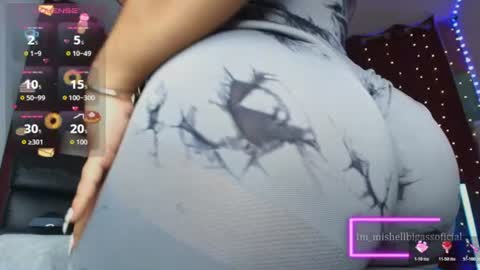 Mishell Martinez    INSTAGRAM im mishellbigass online show from August 4, 4:26 am