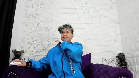 im_milan_rs online show from January 25, 12:27 am