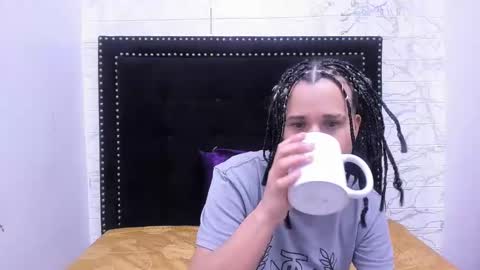 im_milan_rs online show from February 26, 9:53 am