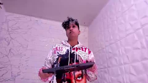 im_milan_rs online show from March 5, 3:40 am