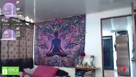 Cutie pie online show from March 18, 4:32 pm